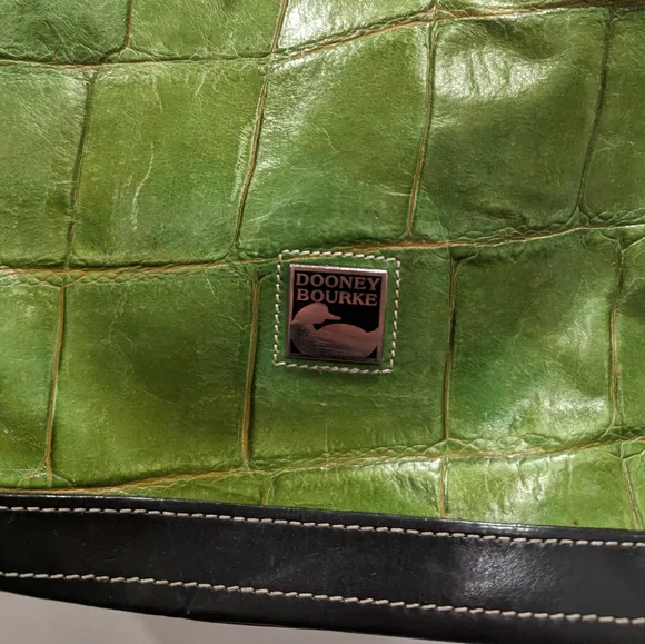 Vintage DOONEY and BOURKE green reptile print leather bag